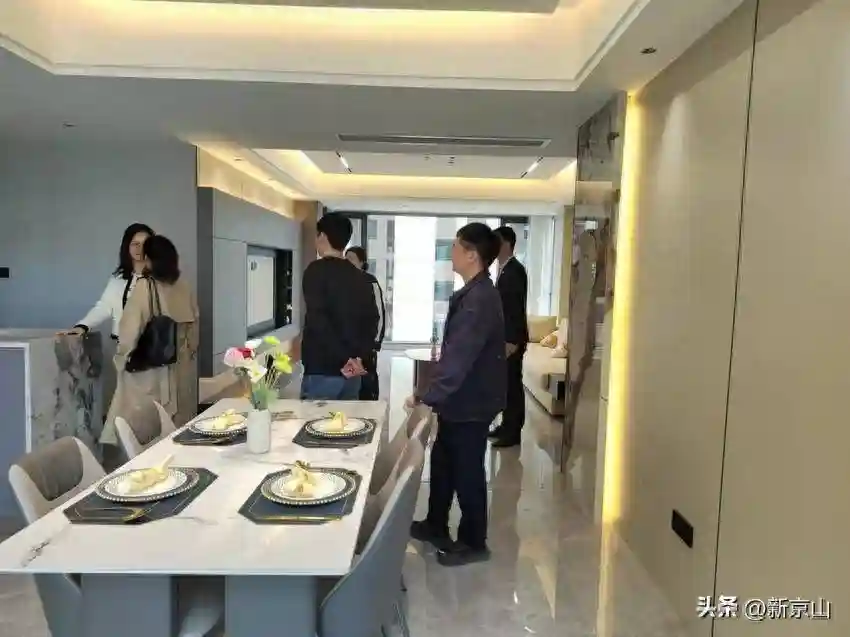 湖北京山住房公积金中心：购房补贴增动力 实地看房促安居